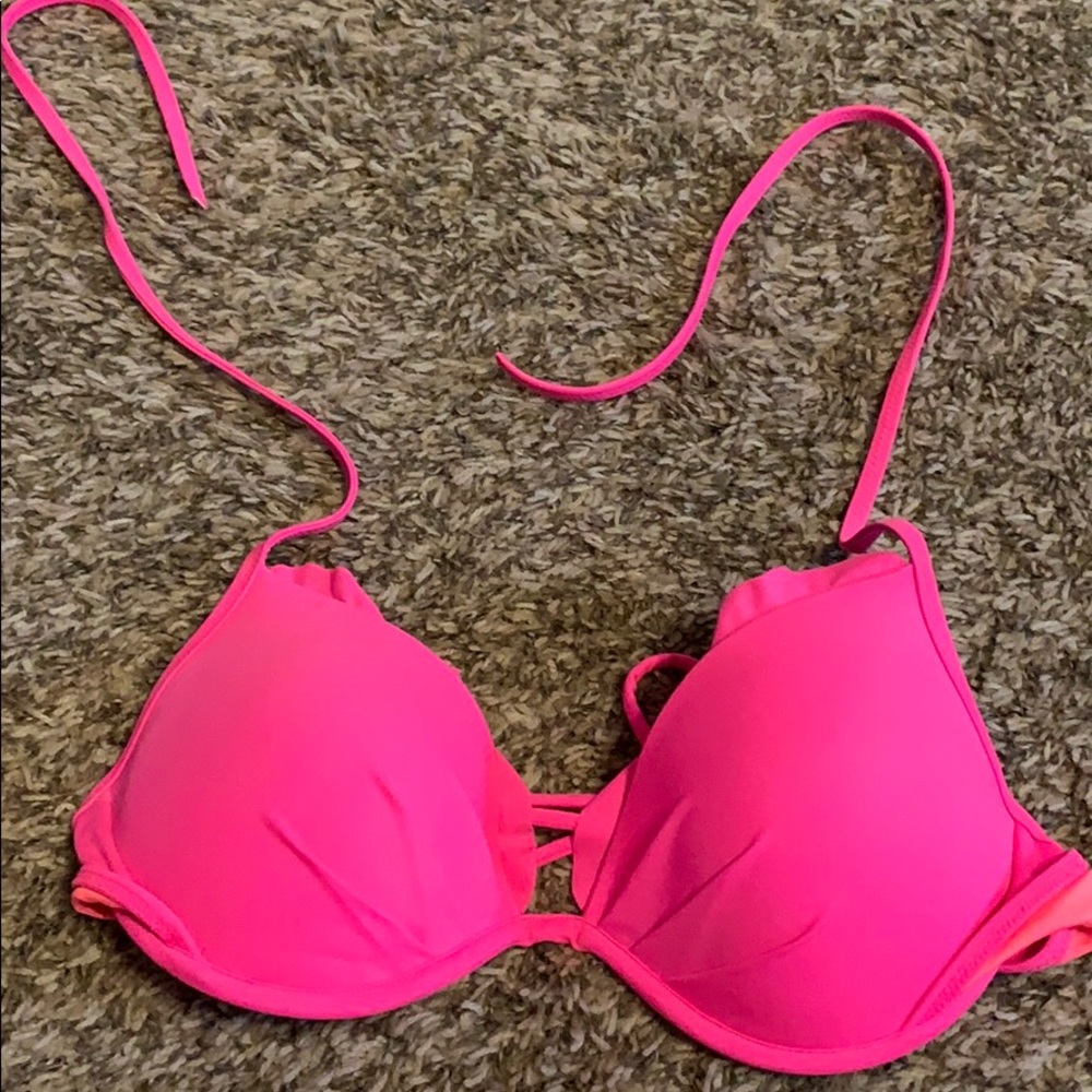 Bikini top (size 34C) and bottoms (size M)